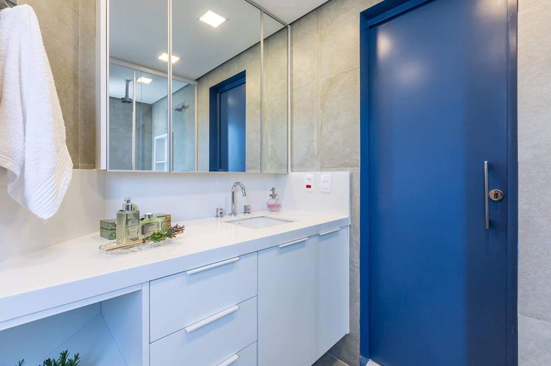 coloré-porte-salle de bain-bleu