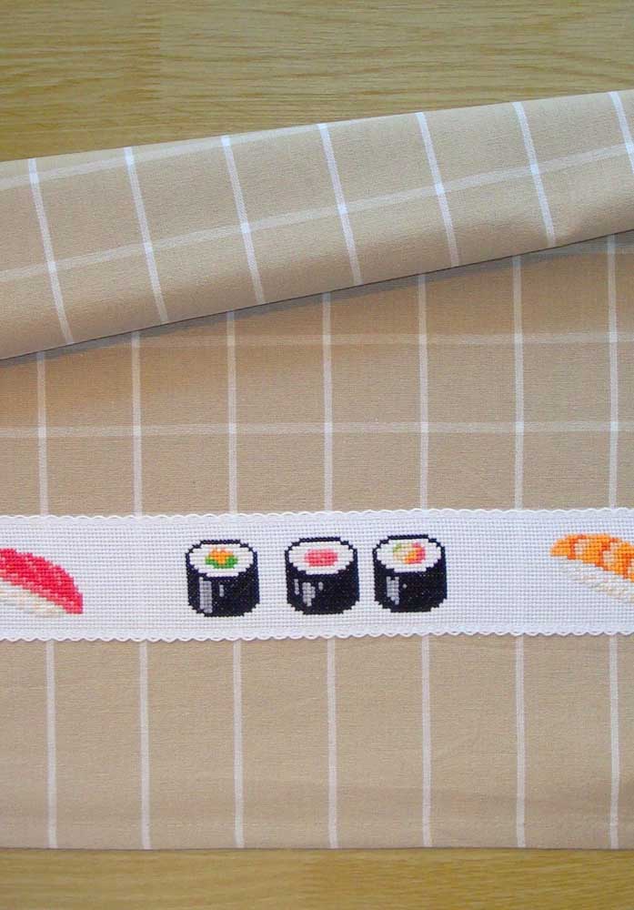 Une broderie torchon dédiée aux amoureux de la cuisine japonaise
