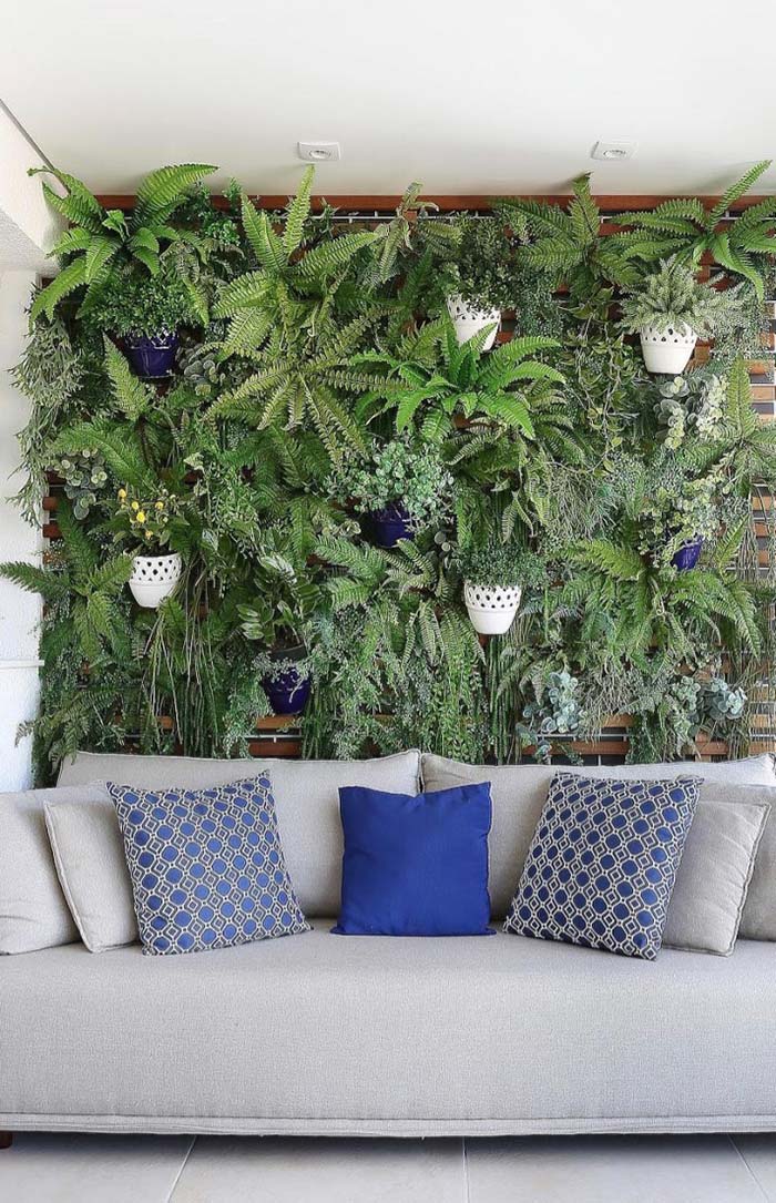 Un jardin tropical sur le mur de la pièce