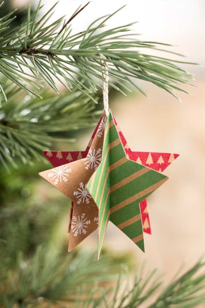 Une étoile de Noël différente pour chaque côté que vous regardez