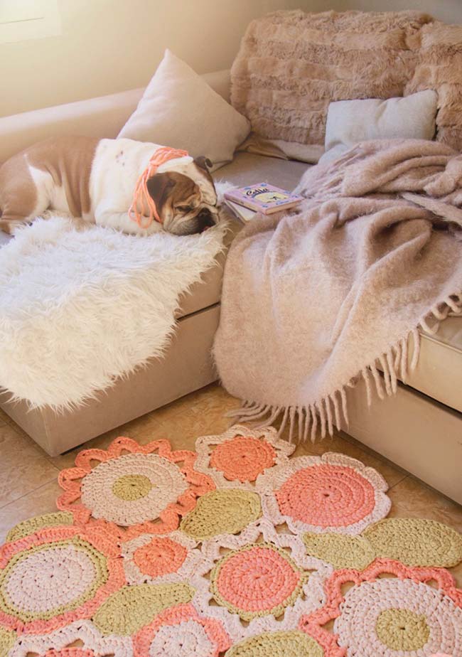 tapis rond au crochet pour le salon