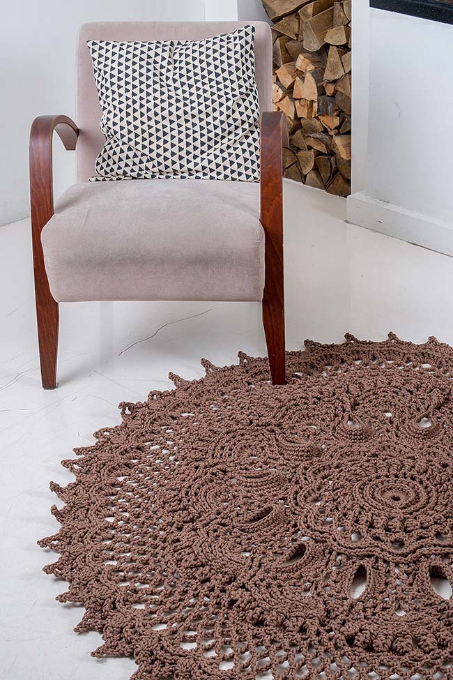 Tapis rond au crochet pour le salon