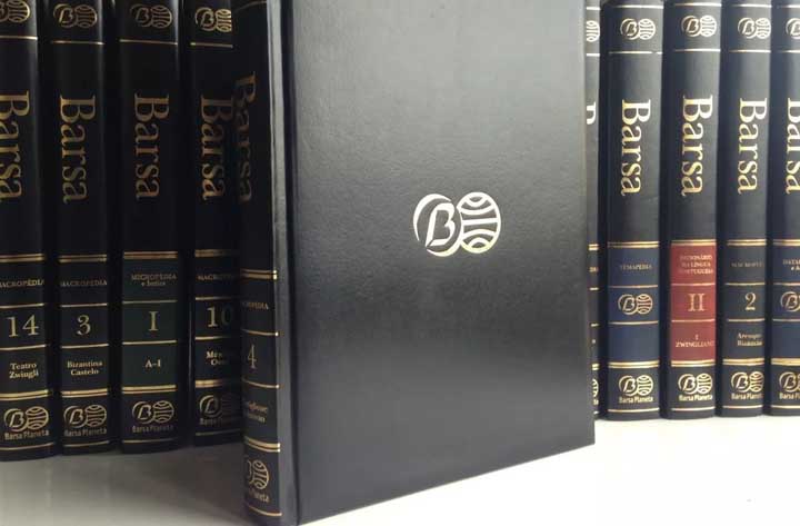 Encyclopédie et collection de dictionnaires