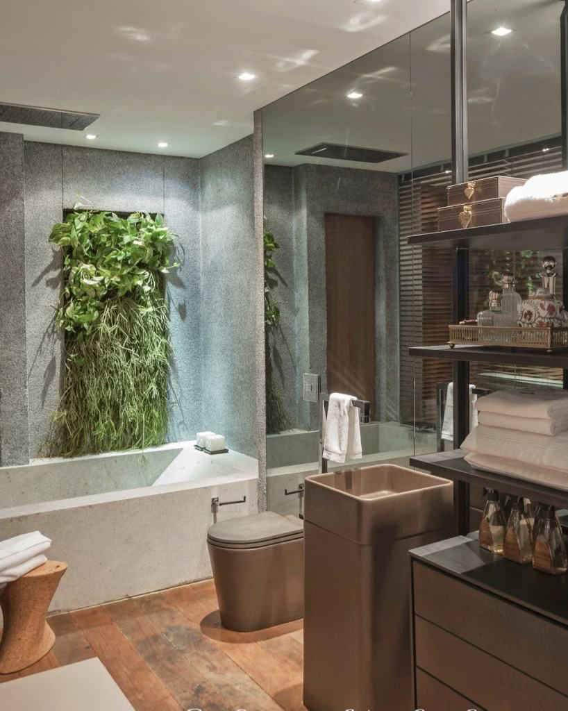 Salle de bain avec jardin vertical