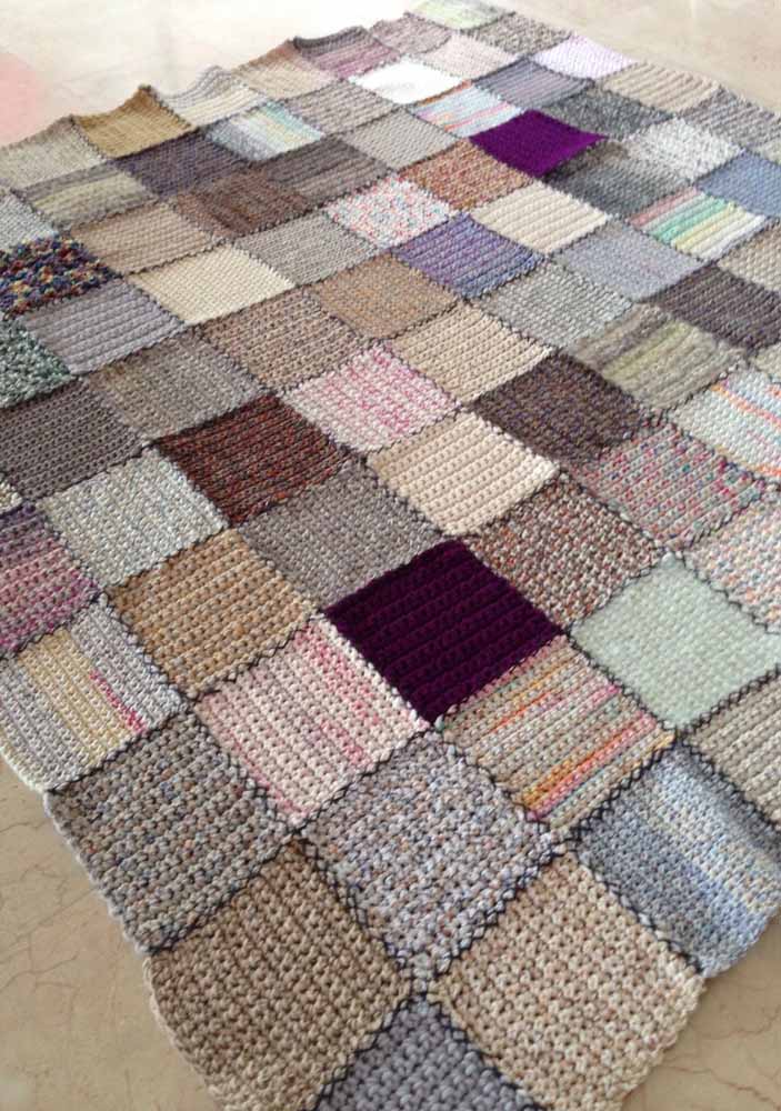 Idée unique et belle pour votre tapis: patchwork de carrés au crochet 